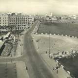 Durante la Guerra per� l�industria bellica fece man bassa di tutto ci� che era composto di metallo. Bisognava costruire armi per far fronte al nemico e cos� i lampioni furono smantellati e la strada costiera dovette rimanere �spoglia� sino al termine del conflitto mondiale